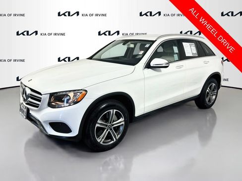 Used 2019 Mercedes-Benz GLC 300 4MATIC image 3