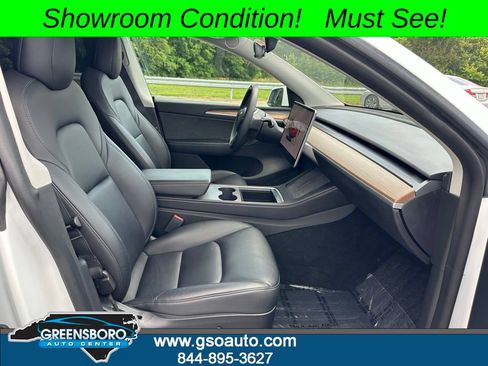 Used 2022 Tesla Model Y Performance AWD/4WD image 18