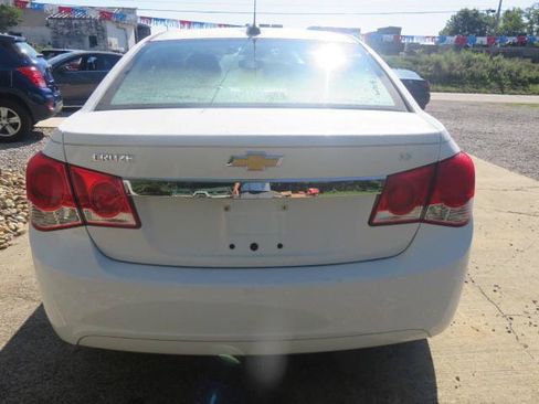 Used 2015 Chevrolet Cruze LT FWD image 6