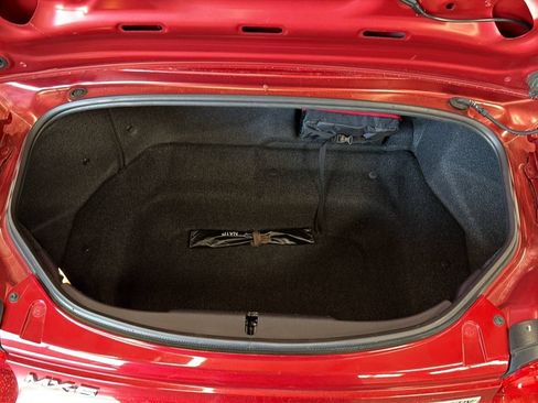 Used 2016 MAZDA MX-5 Miata Grand Touring RWD image 24