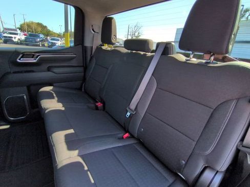 Used 2025 Chevrolet Silverado 1500 LT RWD image 15