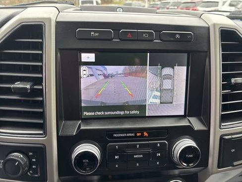 Used 2020 Ford F150 Lariat w/ Equipment Group 502A Luxury image 23