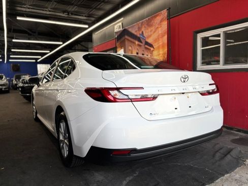 Used 2025 Toyota Camry LE FWD image 4