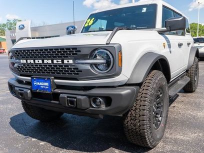 New 2026 Ford Bronco Badlands w/ Sasquatch Package