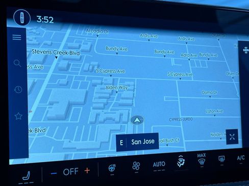 New 2026 Lincoln Corsair Grand Touring image 17