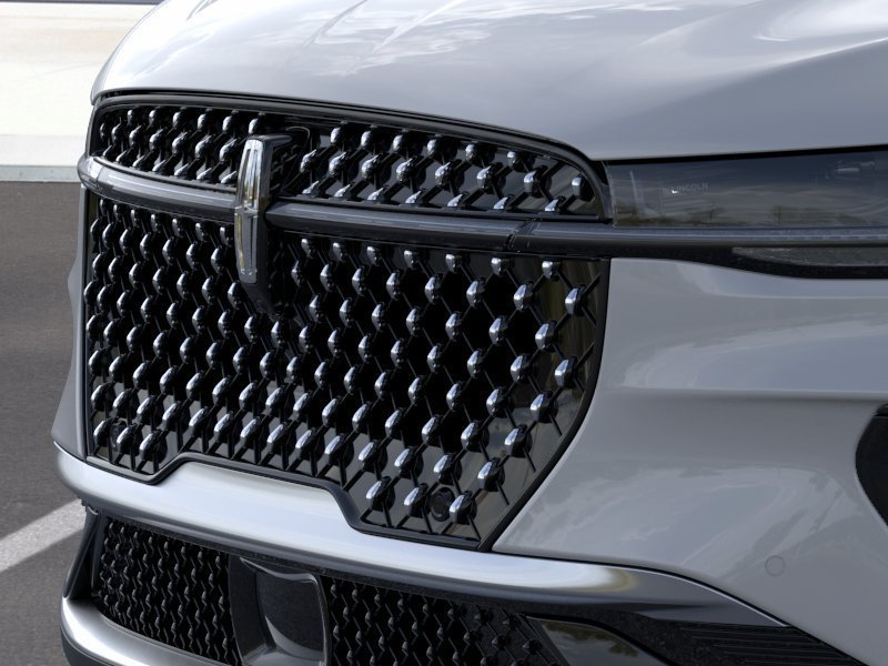 New 2026 Lincoln Nautilus Premier AWD/4WD image 17
