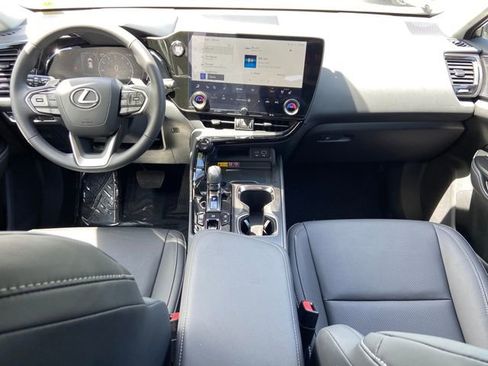 Certified 2025 Lexus NX 350 AWD w/ Accessory Package (2T) image 13