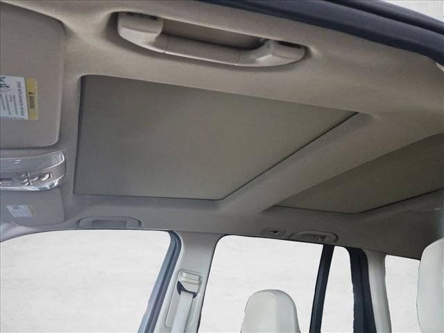 Used 2014 Mercedes-Benz GLK 350 2WD image 16