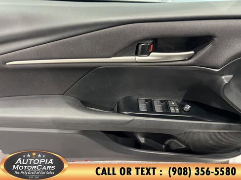 Used 2025 Toyota Camry LE image 25