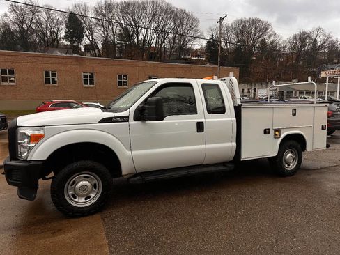 Used 2016 Ford F250 XL image 3