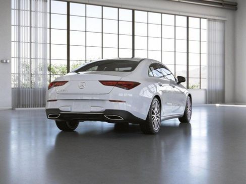 Used 2022 Mercedes-Benz CLA 250 image 23