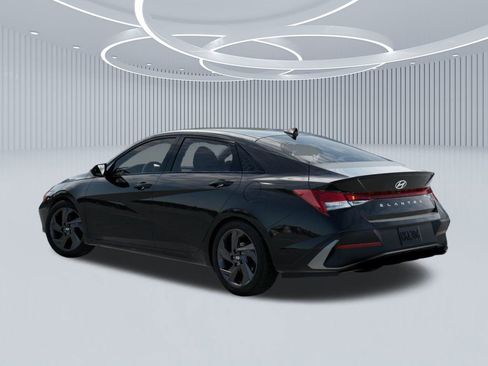 New 2026 Hyundai Elantra Sport FWD image 5