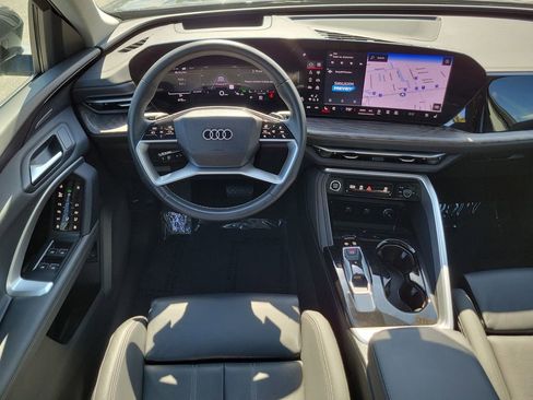 Certified 2025 Audi Q5 Premium Plus w/ Premium Plus image 22