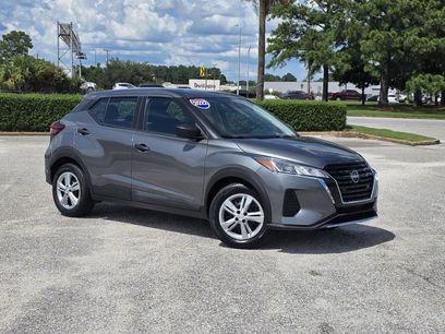 Used 2022 Nissan Kicks S