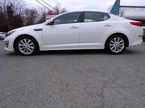 Used 2015 Kia Optima EX w/ EX Premium Package image 12