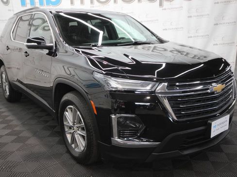 Used 2022 Chevrolet Traverse LT w/ LPO, Floor Liner Package AWD/4WD image 11