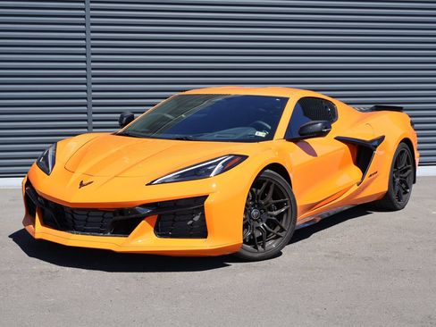 Used 2024 Chevrolet Corvette Z06 RWD image 1