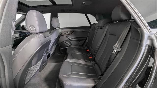 Used 2023 Audi Q8 Premium Plus w/ Premium Plus Package AWD/4WD image 18