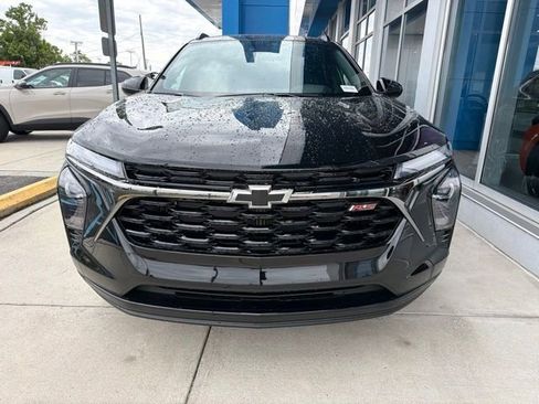 New 2026 Chevrolet Trax RS w/ Sunroof Package FWD image 2