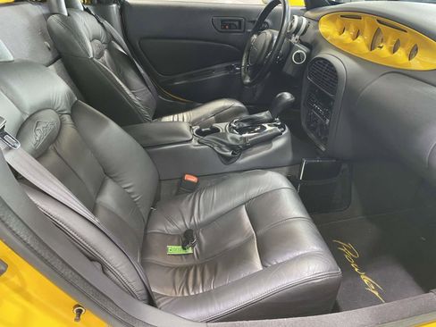 Used 2002 Chrysler Prowler RWD image 10
