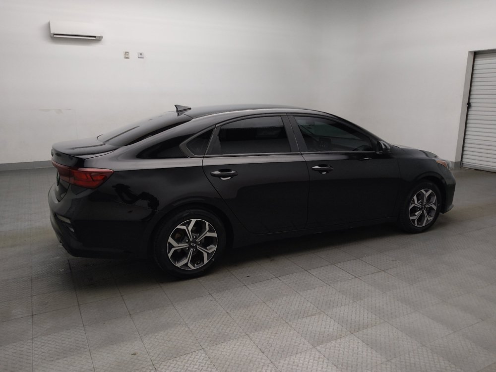 Used 2020 Kia Forte LXS FWD image 10