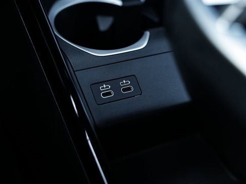 Certified 2025 BMW X2 xDrive28i w/ Technology Package image 40