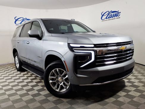 Used 2025 Chevrolet Tahoe LT AWD/4WD image 1