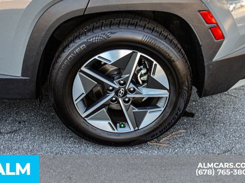 Used 2025 Hyundai Tucson SEL FWD image 15