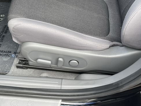 Certified 2024 Hyundai Ioniq 5 SEL RWD image 18