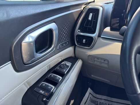Used 2023 Kia Sorento SX Prestige image 33