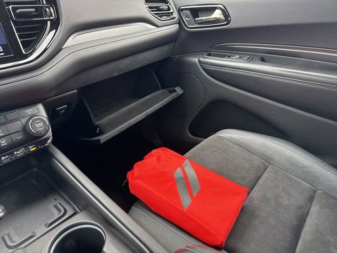 Used 2022 Dodge Durango GT image 41