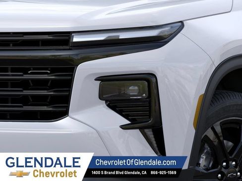 New 2027 Chevrolet Traverse LT w/ Midnight/Sport Edition FWD image 10