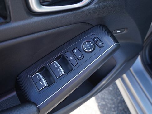 Used 2024 Honda Civic Touring image 18