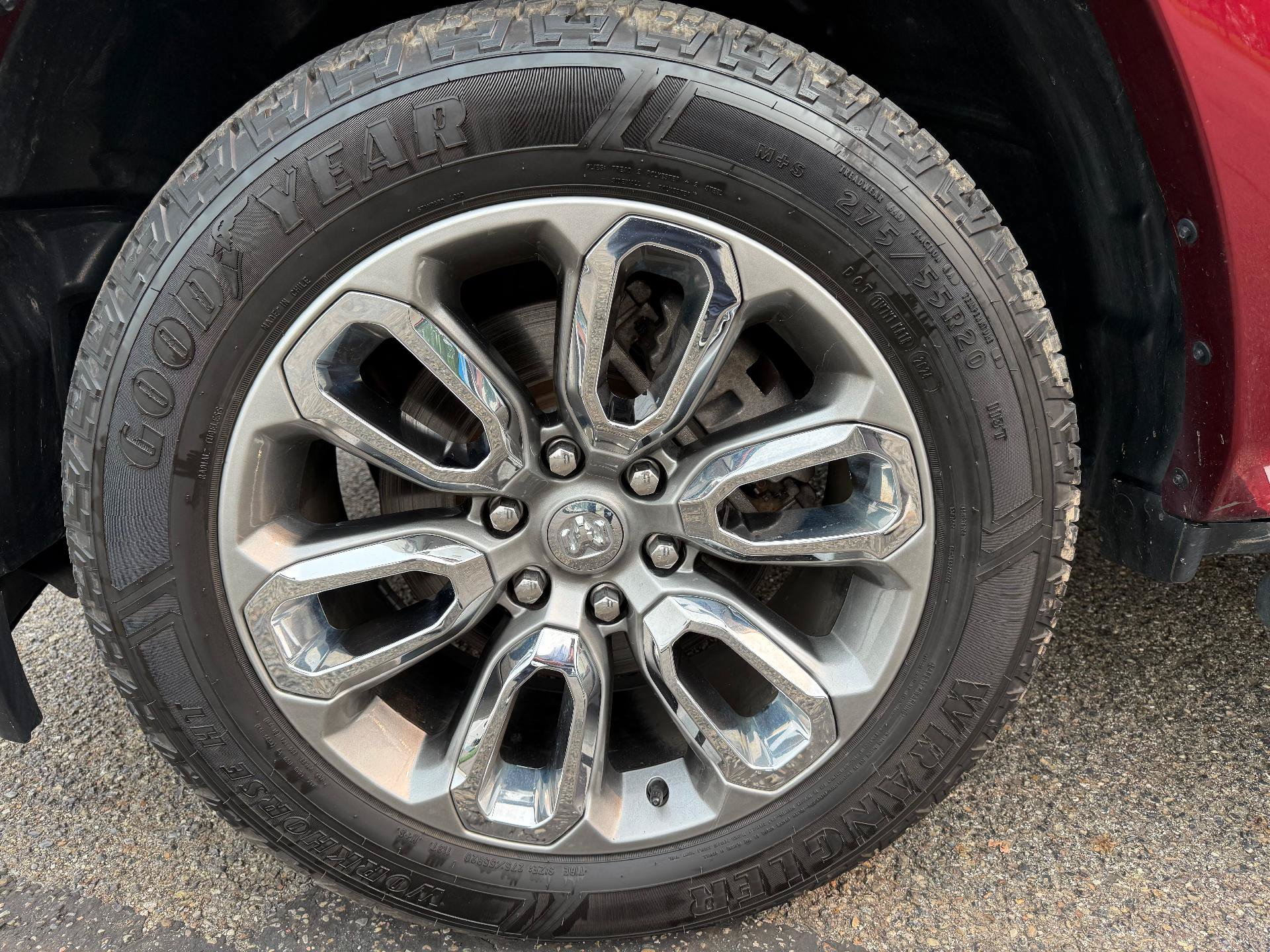Used 2021 RAM 1500 Laramie AWD/4WD image 9