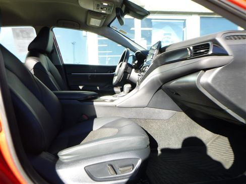 Used 2024 Toyota Camry XLE w/ Cold Weather Package image 8