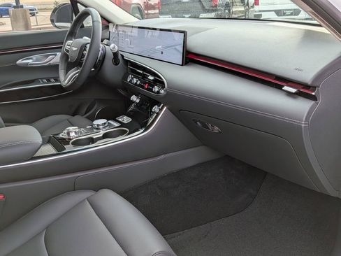 New 2026 Genesis GV70 2.5T image 30