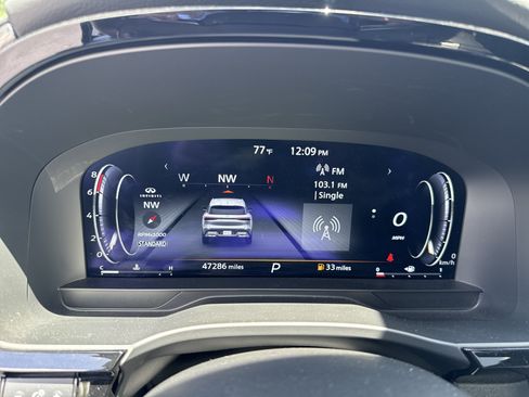 Used 2025 INFINITI QX60 Luxe w/ Black Edition FWD image 19