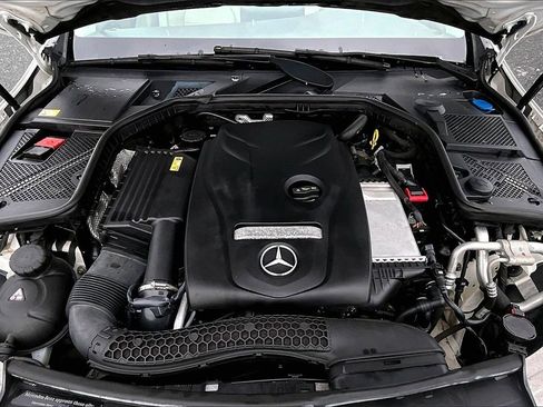 Used 2015 Mercedes-Benz C 300 4MATIC Sedan image 30