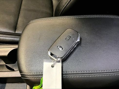 Used 2021 Kia Seltos SX w/ SX Sunroof Package AWD/4WD image 34