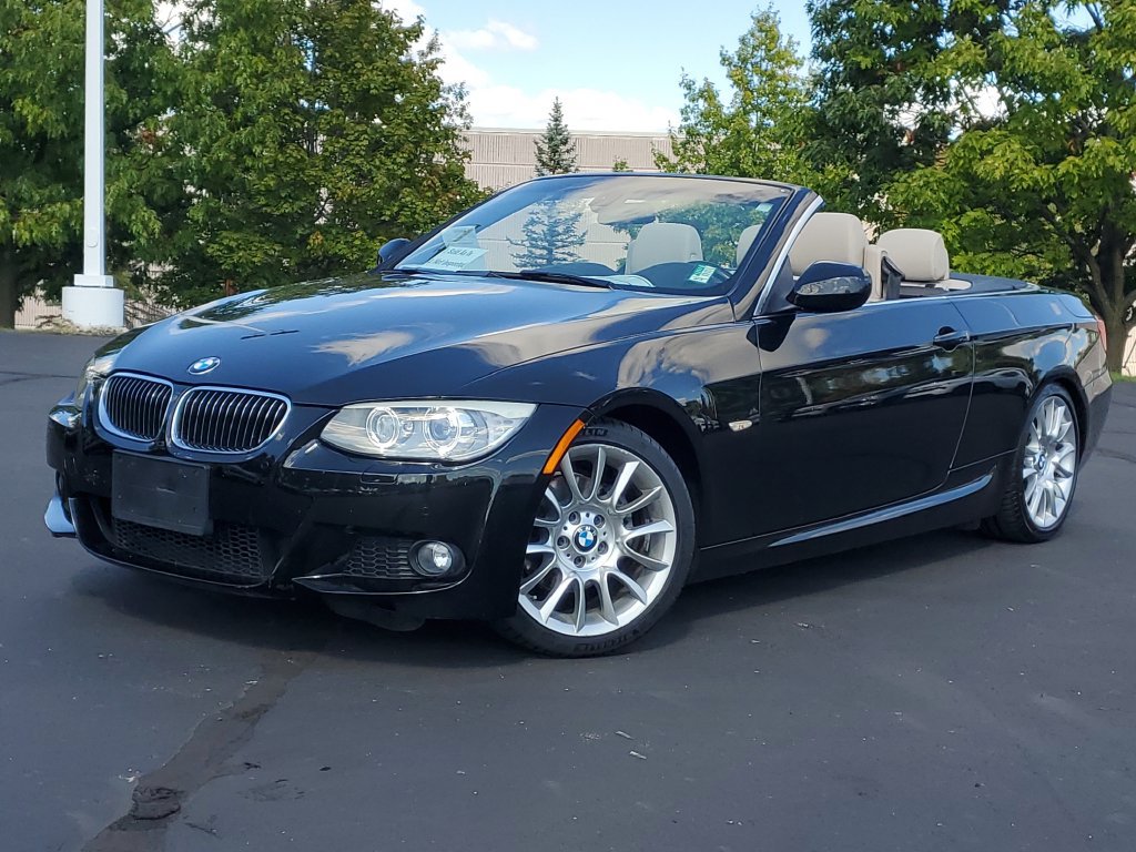 Used 2013 BMW 328i Convertible RWD image 32