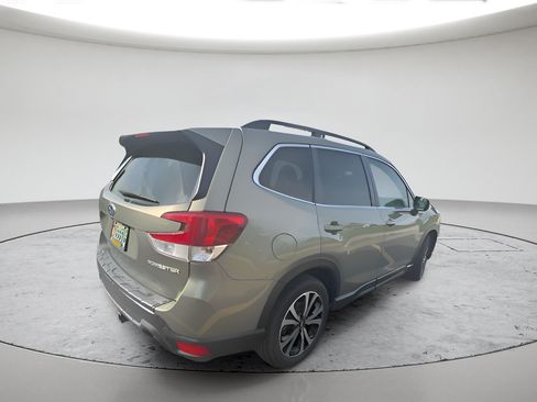 Used 2020 Subaru Forester Limited AWD/4WD image 1