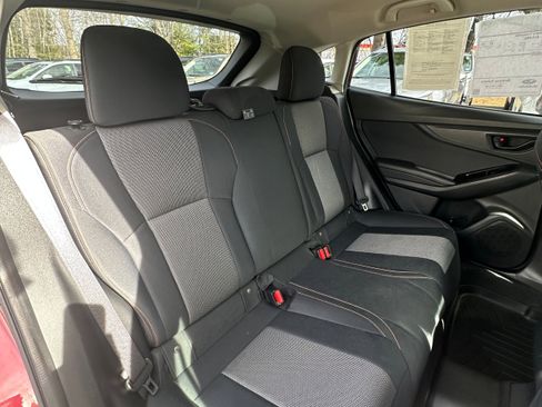 Used 2018 Subaru Crosstrek 2.0i Premium w/ Eyesight System image 11