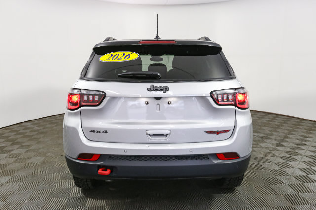 Used 2026 Jeep Compass Trailhawk AWD/4WD image 10