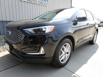 Used 2023 Ford Edge SEL w/ Convenience Package
