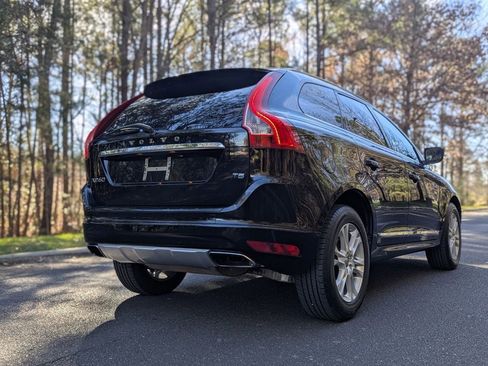 Used 2015 Volvo XC60 T5 Premier image 11