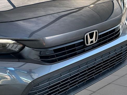 Used 2023 Honda Civic Touring image 30