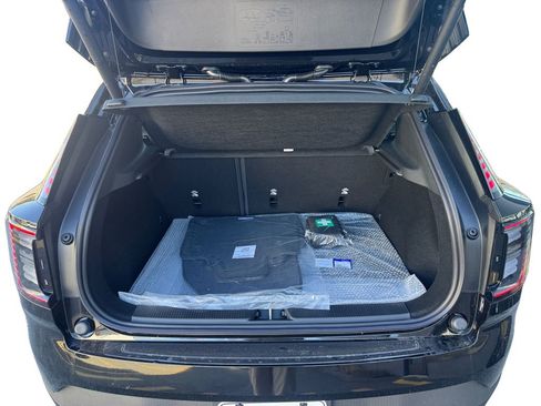 New 2026 Volvo EX30 Plus w/ Protection Package Premier image 5