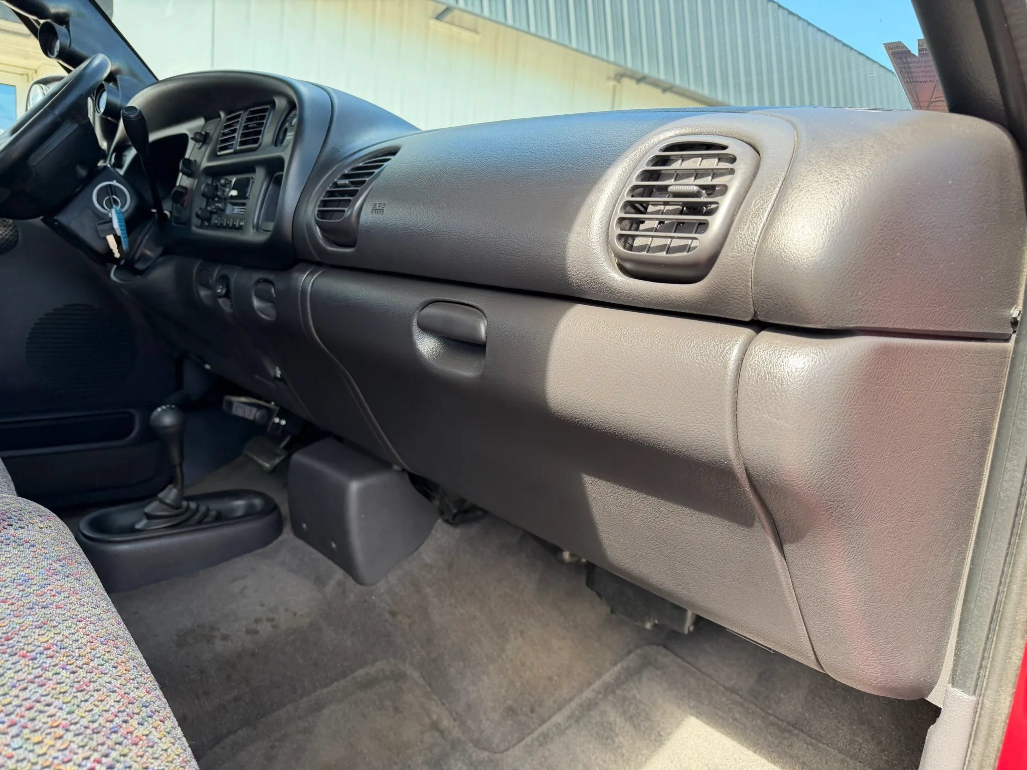 Used 1999 Dodge Ram 2500 Truck 4x4 Quad Cab image 12