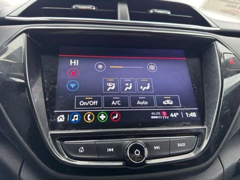 Used 2022 Chevrolet TrailBlazer LT w/ Convenience Package image 13