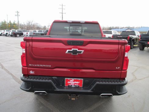 Used 2021 Chevrolet Silverado 1500 LT Trail Boss w/ Convenience Package II image 5